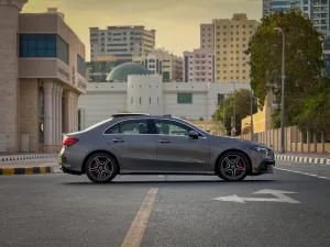 2020 مرسيدس-بنز الفئة - A A220 Sedan