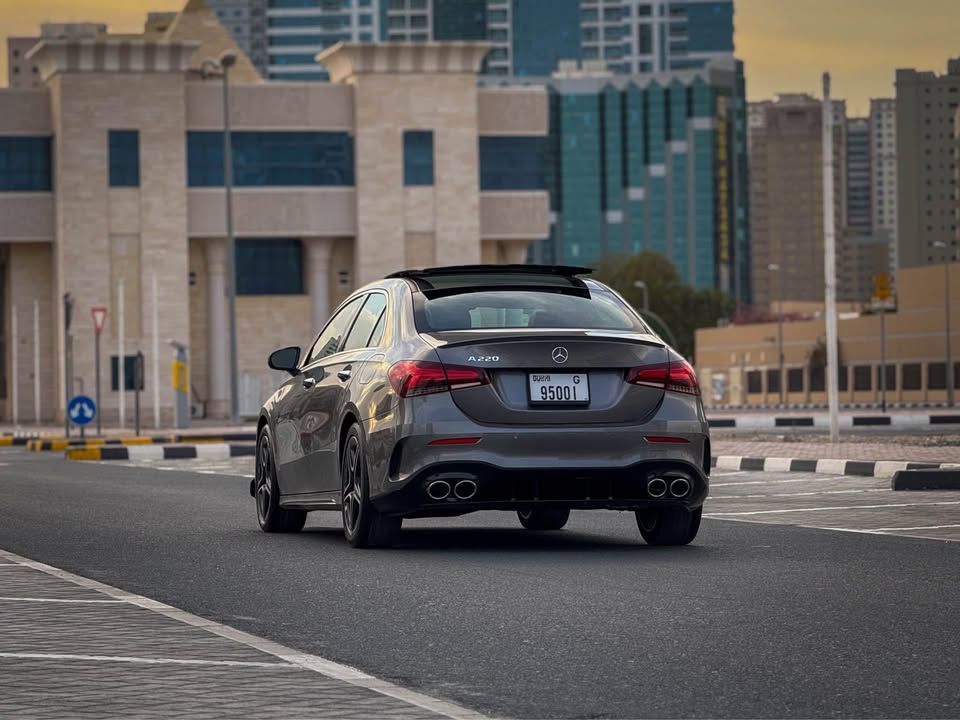 2020 مرسيدس-بنز الفئة - A A220 Sedan