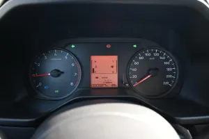 2025 ميتسوبيشي أل٢٠٠ double-cab