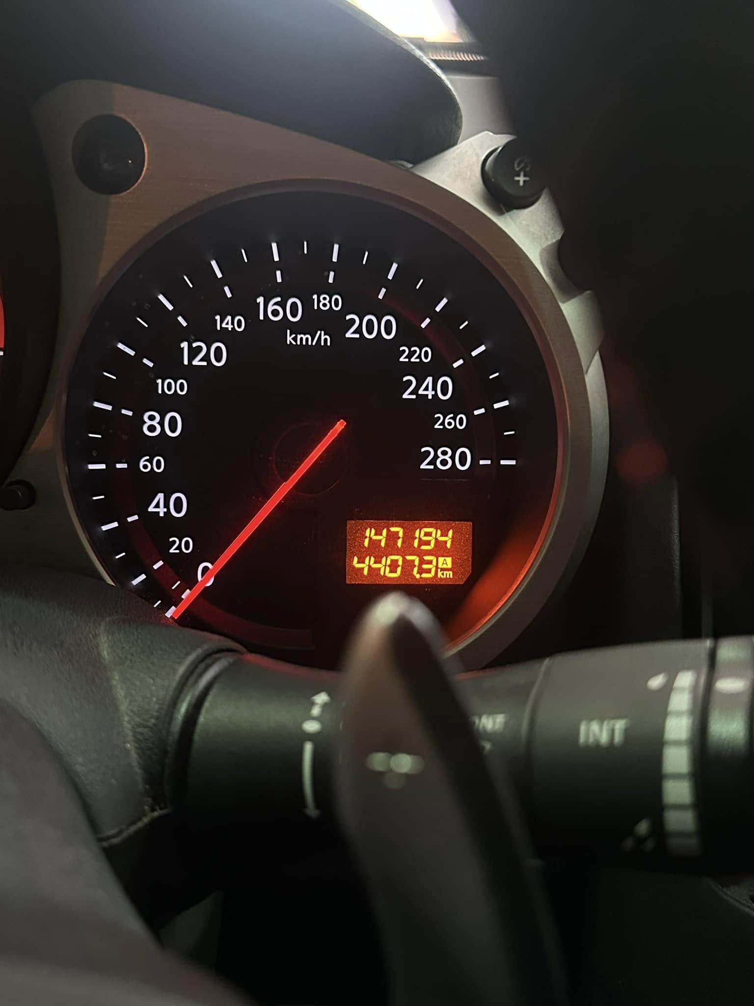 2015 نيسان ٣٧٠Z Sport Tech