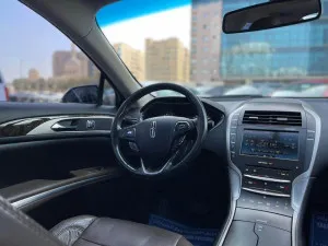 2015 Lincoln MKZ Select