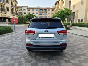 2016 كيا سورينتو HyBird