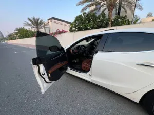 2016 مازيراتي جيبلي ١ GranSport