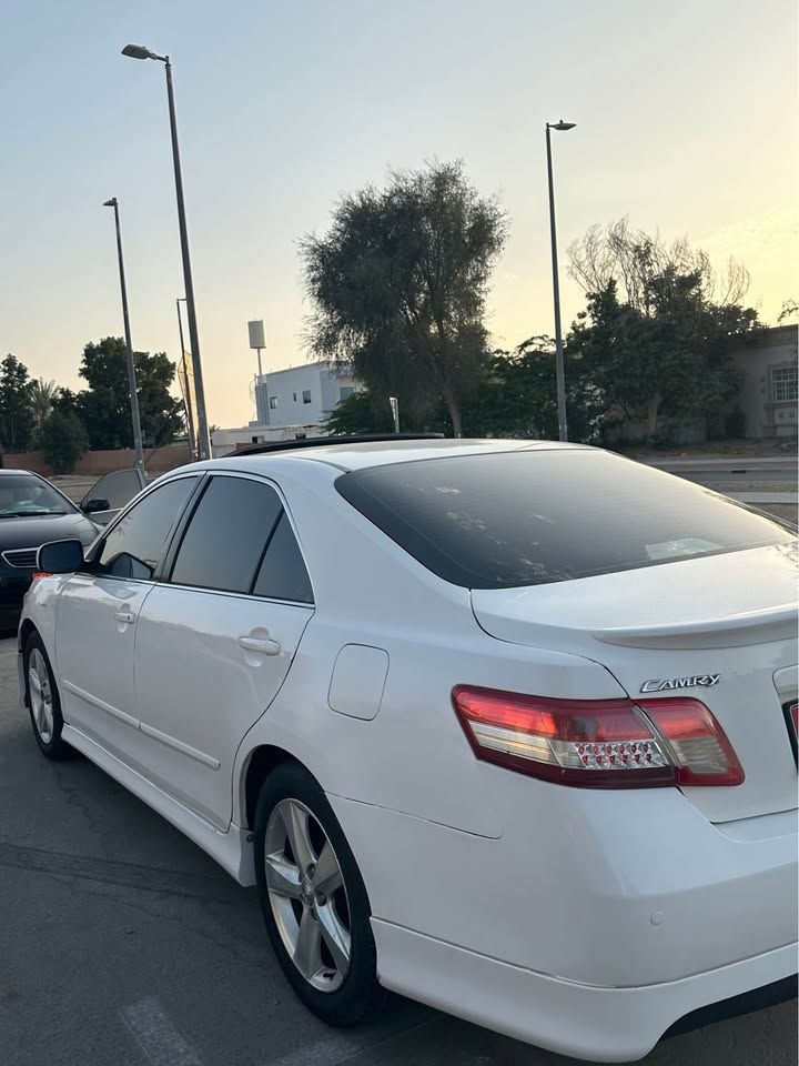2011 Toyota Camry Exclusive