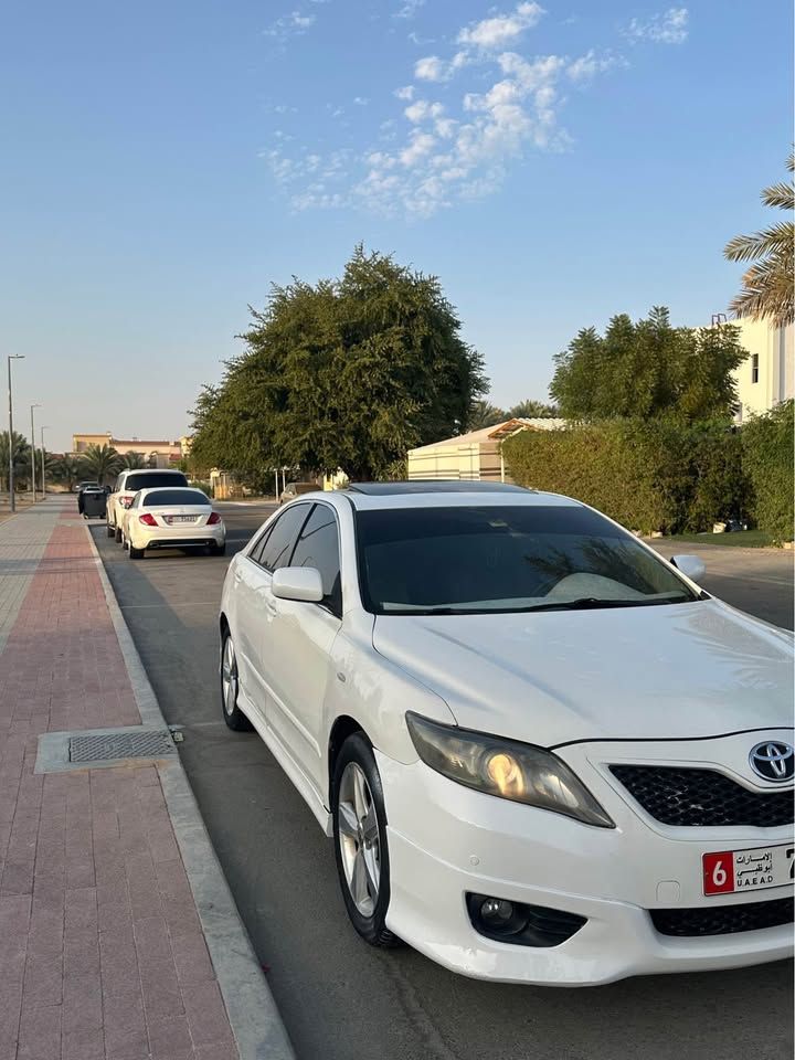 2011 Toyota Camry Exclusive