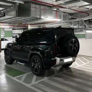 2024 لاند روفر ديفندر 110 SW