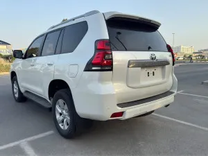 2019 تويوتا برادو Standard