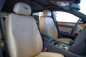 2015 بنتلي فلاينج سبير V8