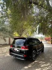 2019 Toyota Land Cruiser Grand Touring