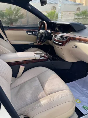 2009 Mercedes-Benz S-Class S500