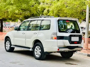 2017 Mitsubishi Pajero GLS