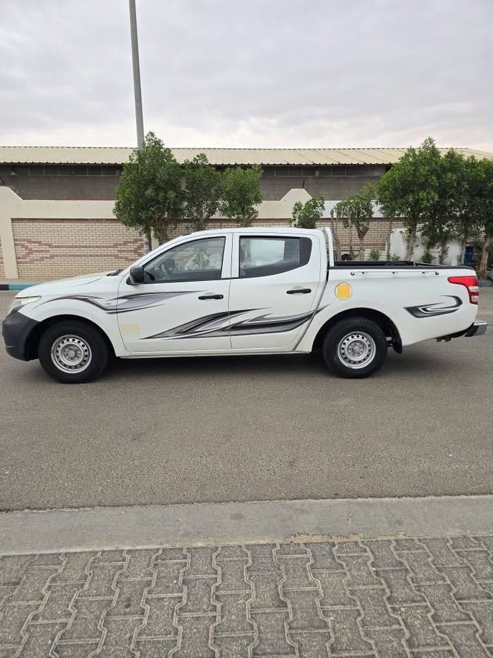 2016 Mitsubishi L200 double-cab