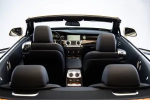 2016 رولز رويس دون standard