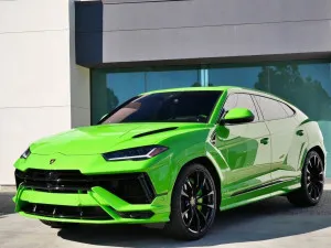 2023 لامبورجيني اوروس STD