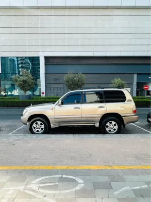 2004 تويوتا لاند كروزر 300 Sahara ZX