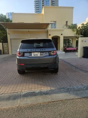 2016 لاند روفر ديسكفري سبورت R-Dynamic SE