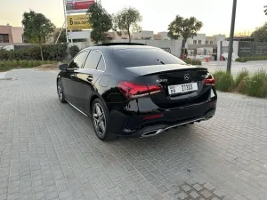 2022 مرسيدس-بنز الفئة - A A220 Sedan