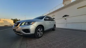 2017 نيسان باثفايندر SL