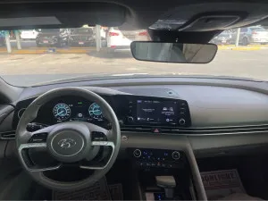 2021 Hyundai Elentra SE