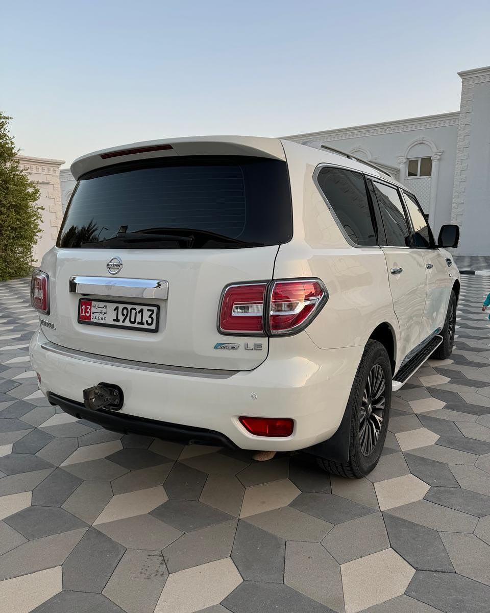 2013 نيسان باترول LE T2