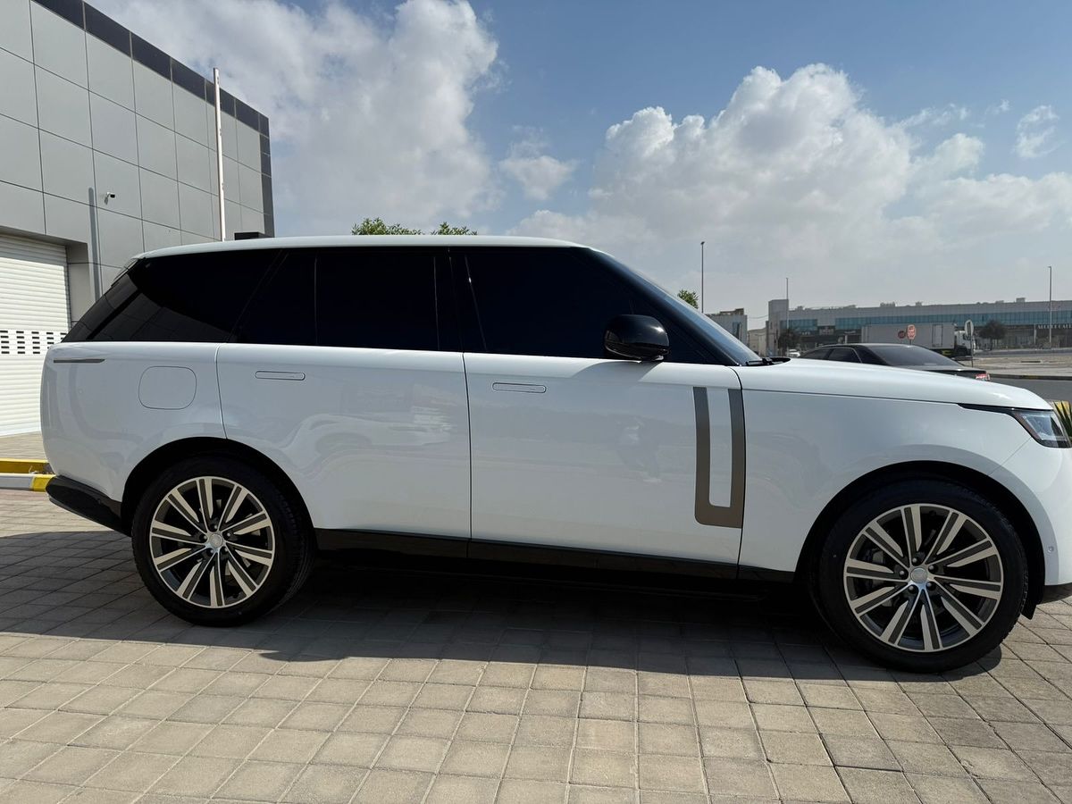 2023 لاند روفر رينج روفر HSE