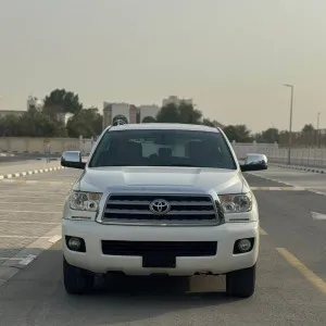 2012 تويوتا سيكويا Platinum