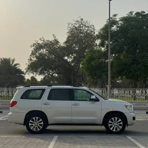 2012 تويوتا سيكويا Platinum