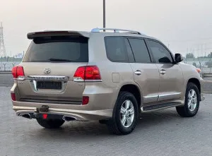 2015 Toyota Land Cruiser GXR
