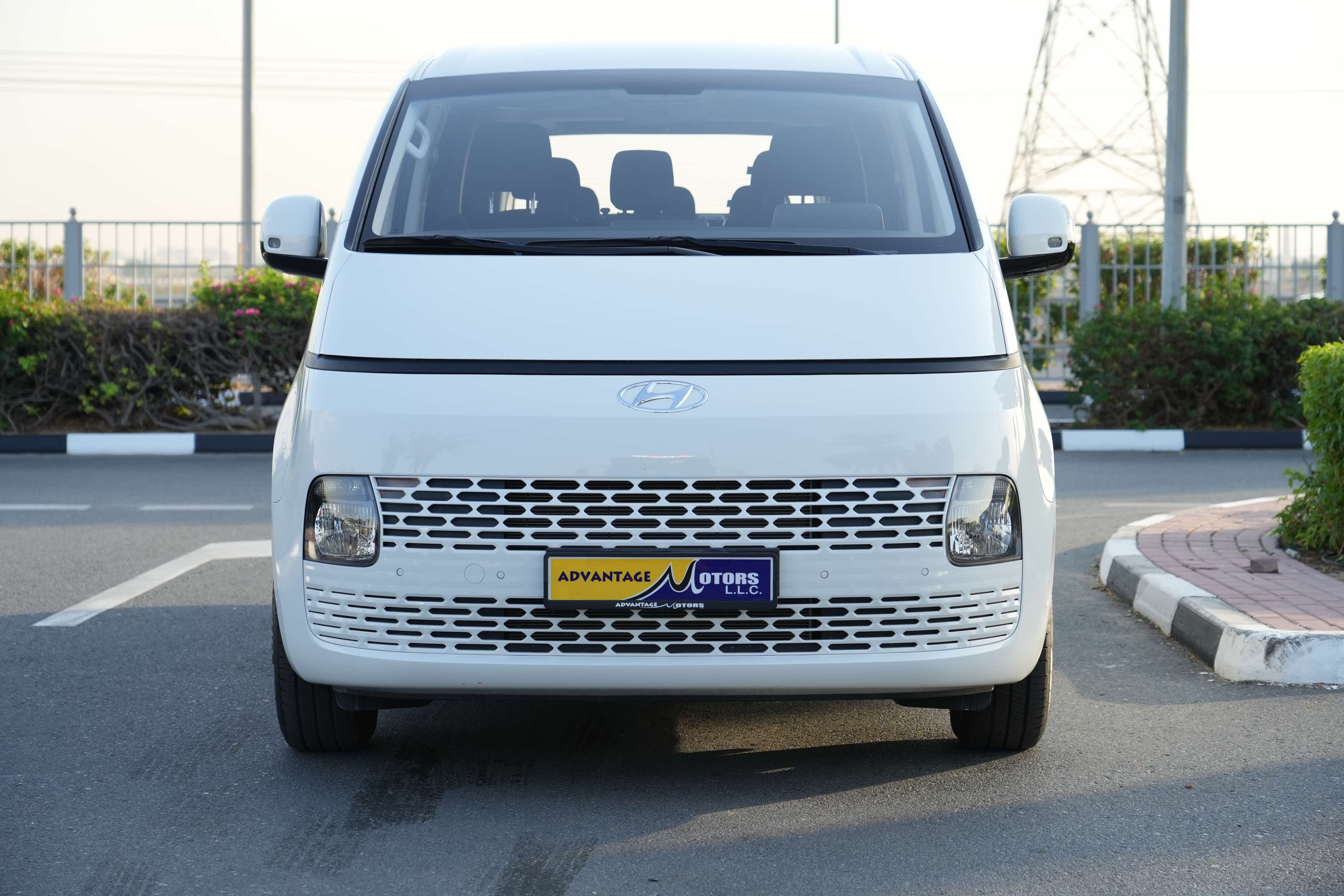 2023 HYUNDAI STARIA