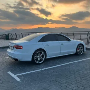 2015 Audi S8 S Line