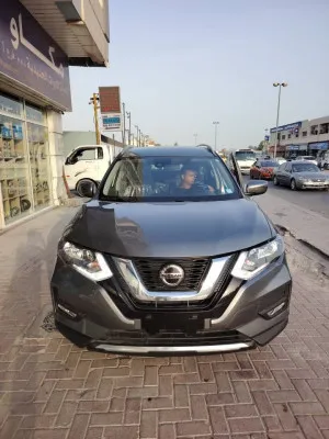 2019 نيسان روج SL