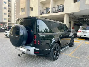 2023 لاند روفر ديفندر 130