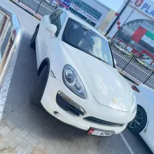 2011 بورش كاين S Platinum Edition