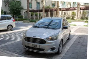2017 فورد فيجو Titanium