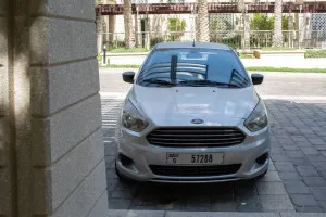 2017 فورد فيجو Titanium