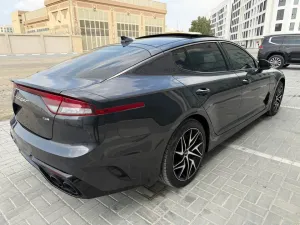 2023 كيا ستينجر GT