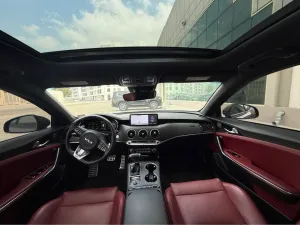 2023 كيا ستينجر GT