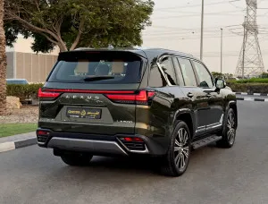 2023 لكزس ال اكس ٦٠٠ Signature