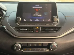 2019 Nissan Altima SR