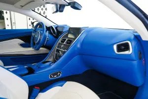 2019 استون مارتن دي بي أس Superleggera