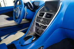 2019 استون مارتن دي بي أس Superleggera