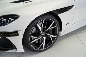 2019 استون مارتن دي بي أس Superleggera