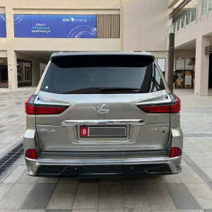 2017 Lexus LX 570