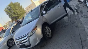 2013 فورد ايدج SE