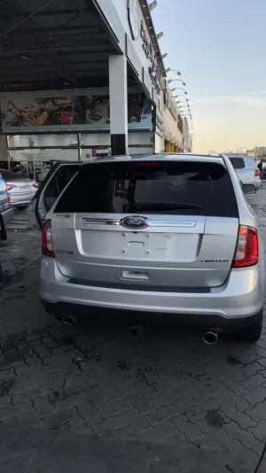 2013 فورد ايدج SE