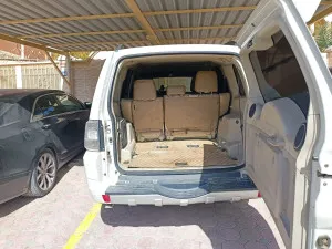 2014 Mitsubishi Pajero GLS