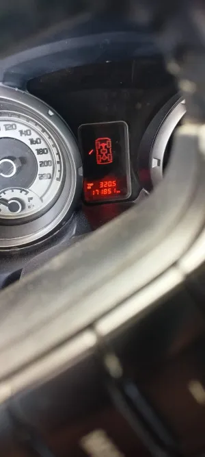 2014 Mitsubishi Pajero GLS