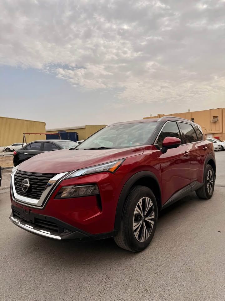 2021 نيسان روج SV