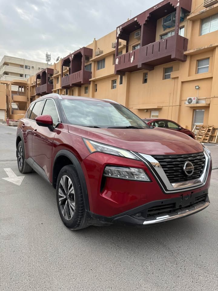 2021 نيسان روج SV