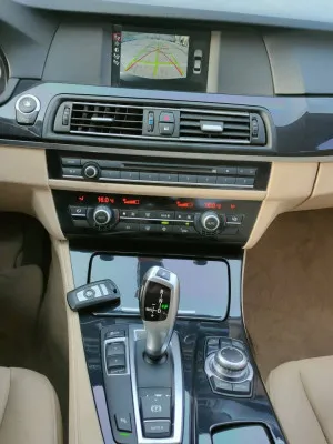 2012 بي أم دابليو الفئة - 5 520i